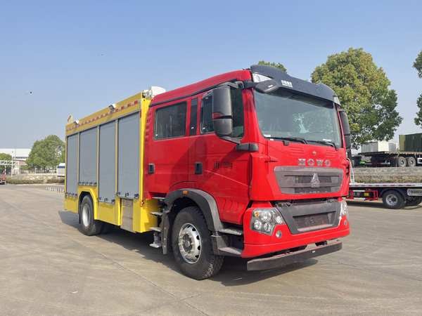 楚勝牌CSC5130XZMZ6型照明車(chē)