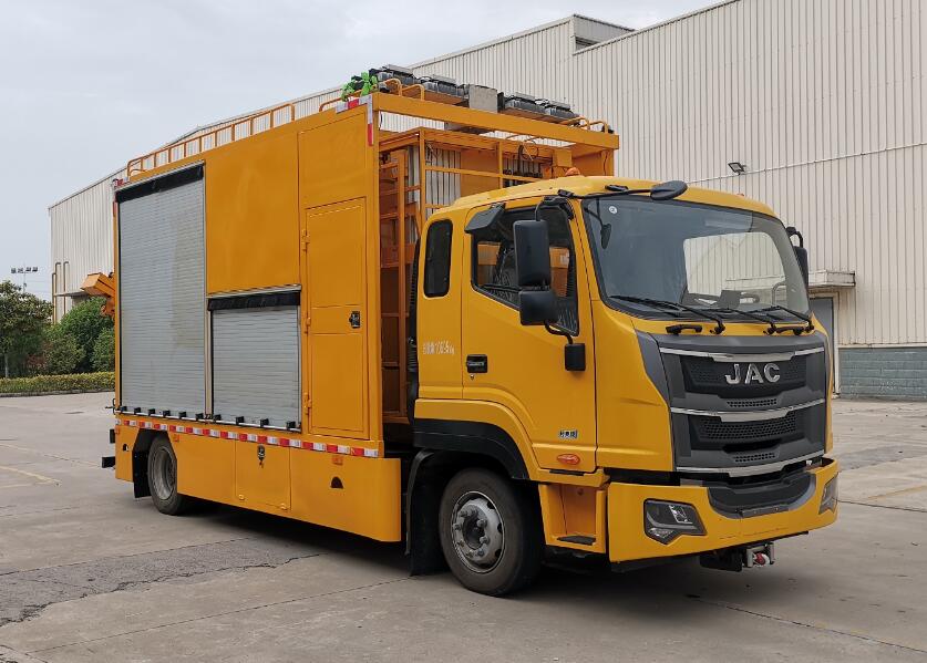 江淮牌HFC5110XZMSZ型搶險(xiǎn)救援照明車(chē)