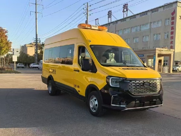 福特T8礦山救援車（氣防車）