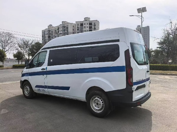 福特非急救轉(zhuǎn)運(yùn)車