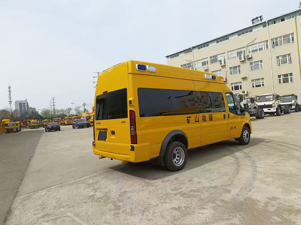 江鈴福順應(yīng)急救援車(chē)